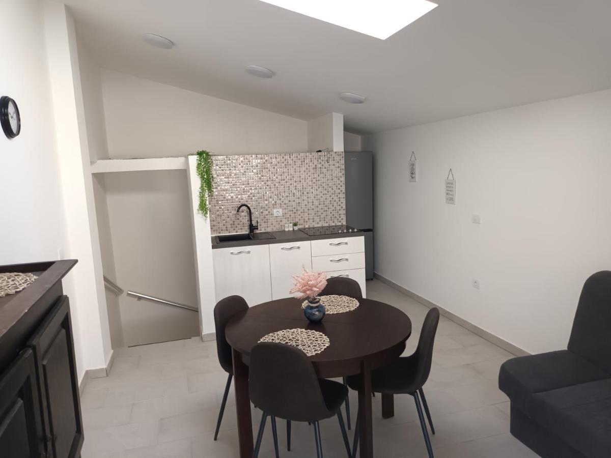 Apartment Penthouse & Apartment Studio Franci Pag Town Esterno foto